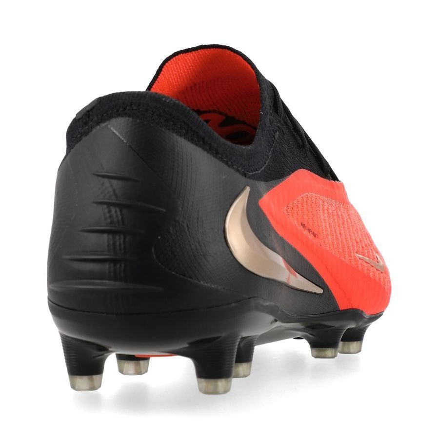 Phantom 6 Elite Low Cut AG-PRO Break Em