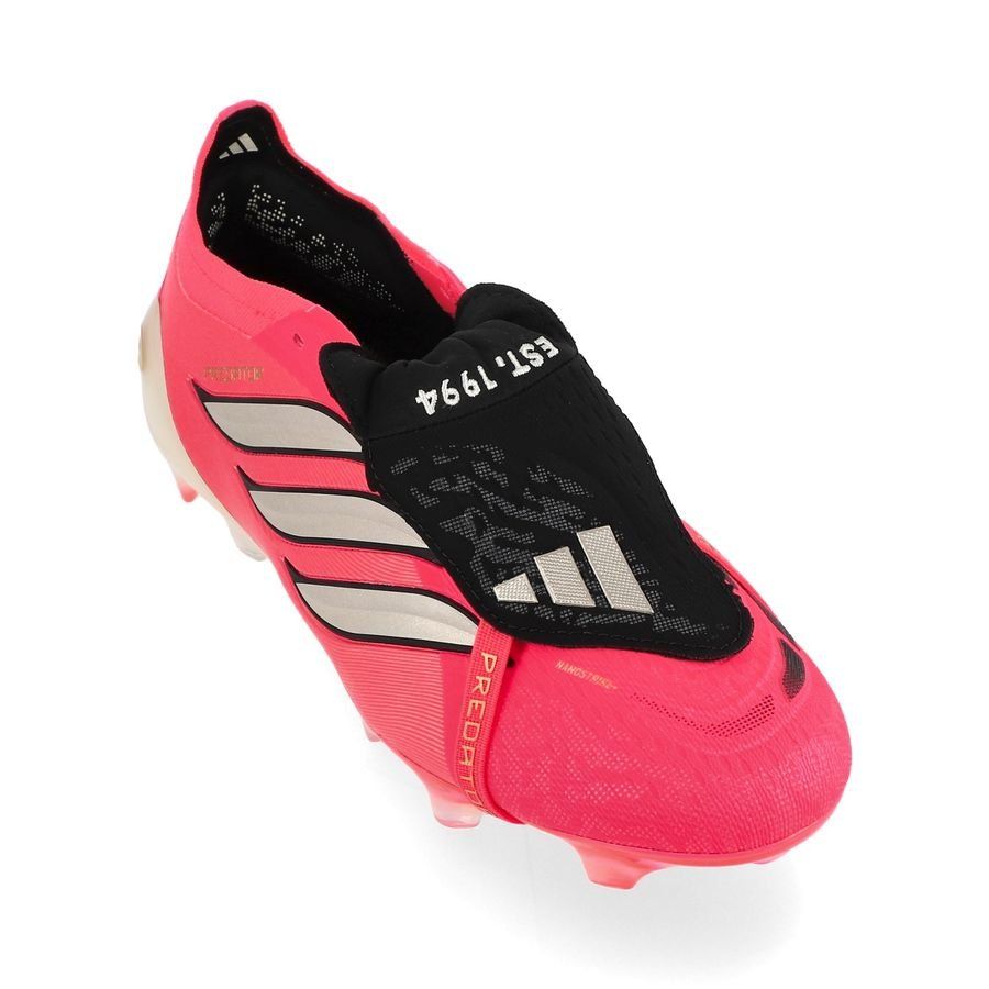 Predator Elite Fold-over Tongue FG Road to Glory