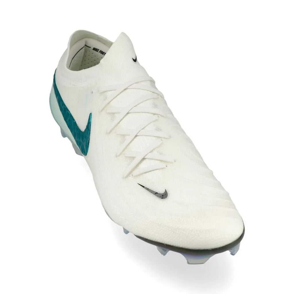 Phantom GX 2 Elite FG Chromatic