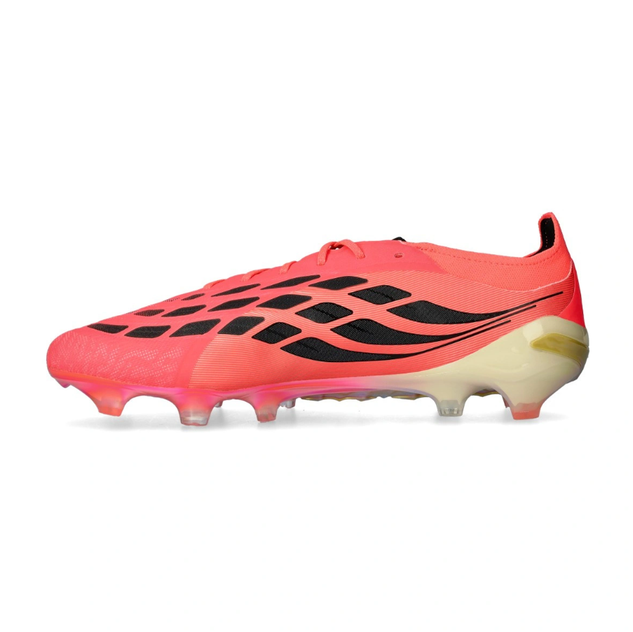 Predator Elite FG Road to Glory